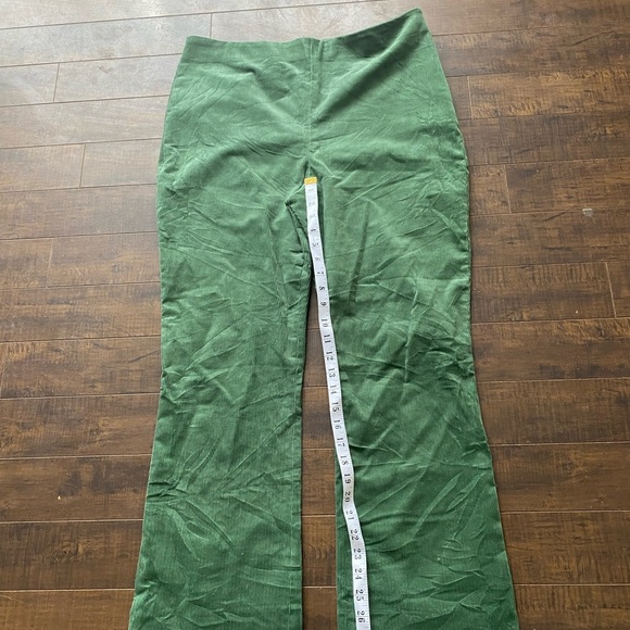 Tuckernuck Green Corduroy Ashford pants - Picture 10 of 12